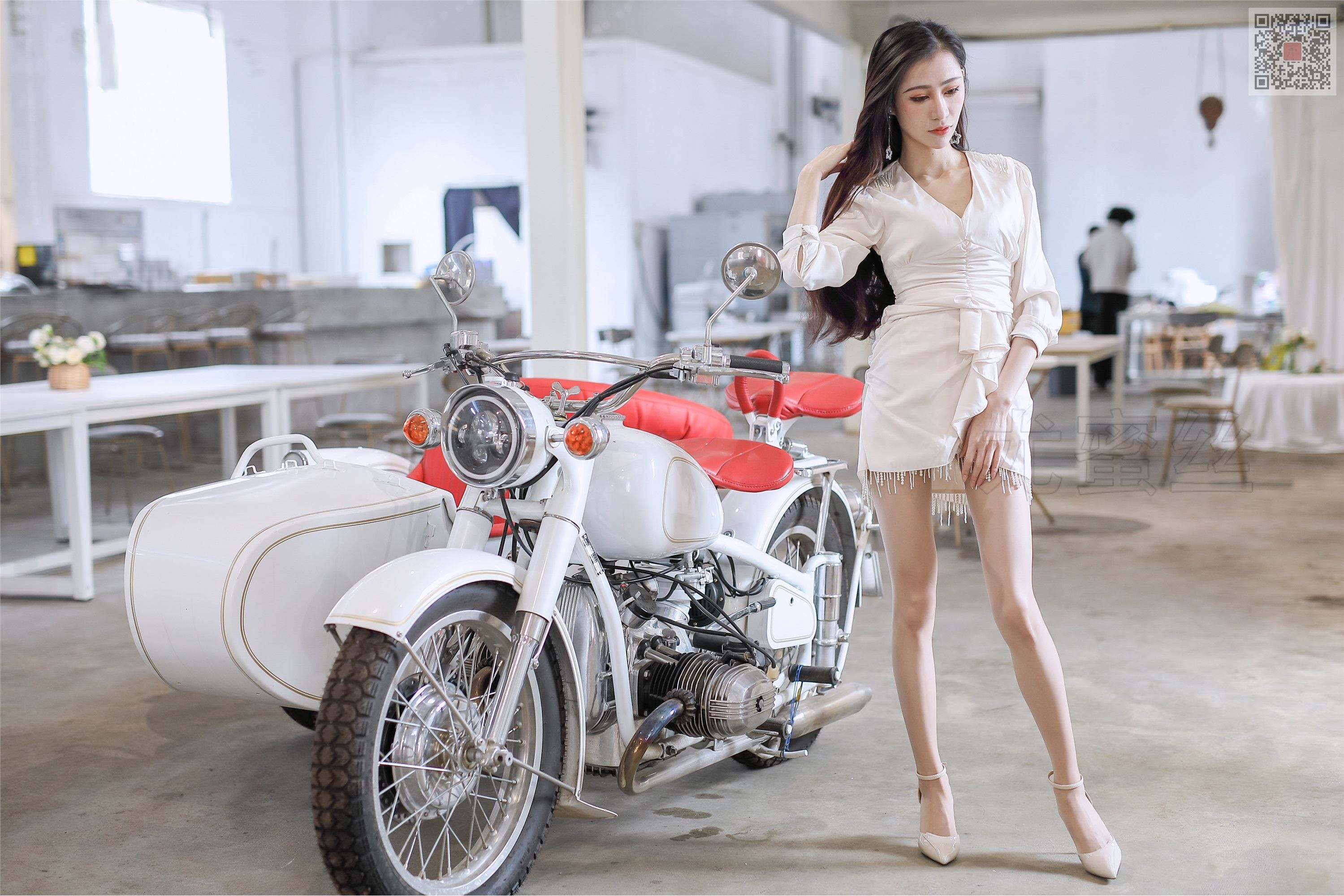 尤蜜丝 穿搭写真 NO.020